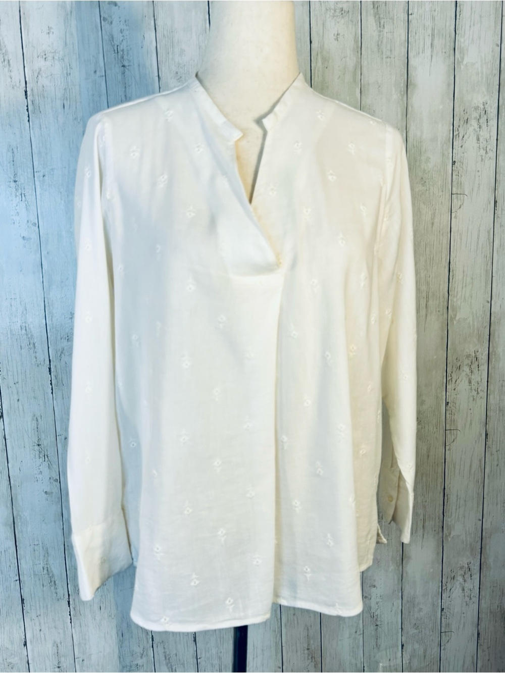 Old Navy | Ivory Embroidered Boho Peasant Blouse Size Small NWT
